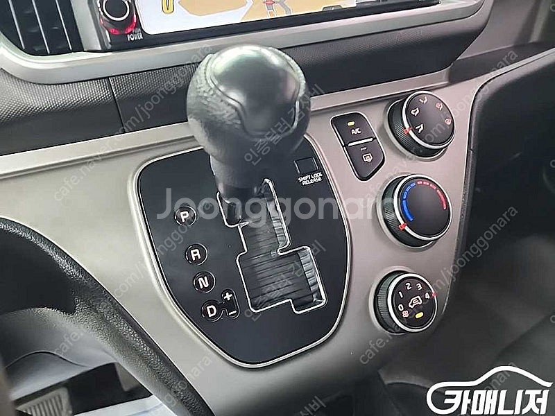 중고 더 뉴 레이 디럭스 2019 년식 흰색 저신용 중고차--8